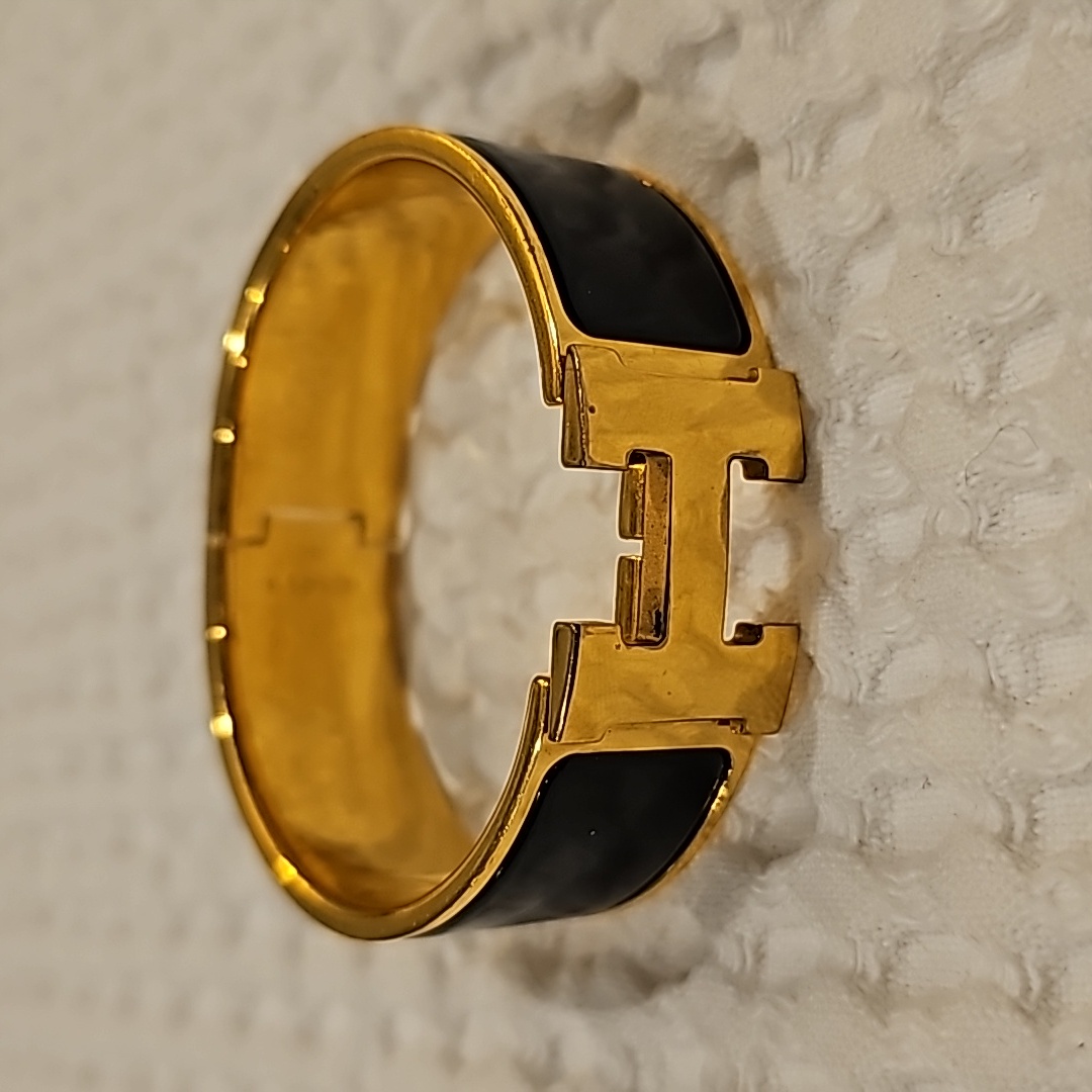 Hermes Clic H Bracelet, Size M